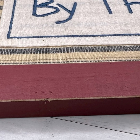 NWT By The Sea * embroidered framed wall art * - Picture 5 of 6